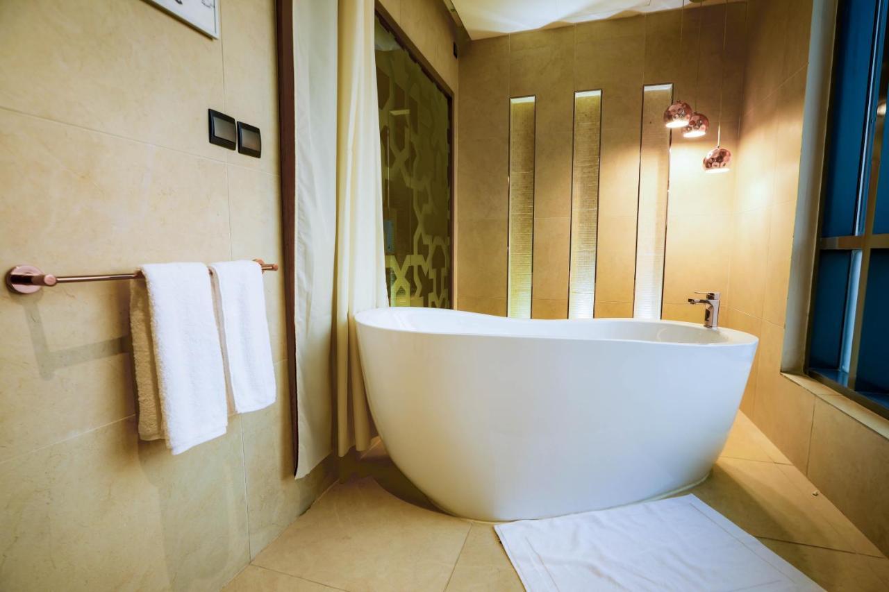 V Boutique Hotel DDjeddah Extérieur photo